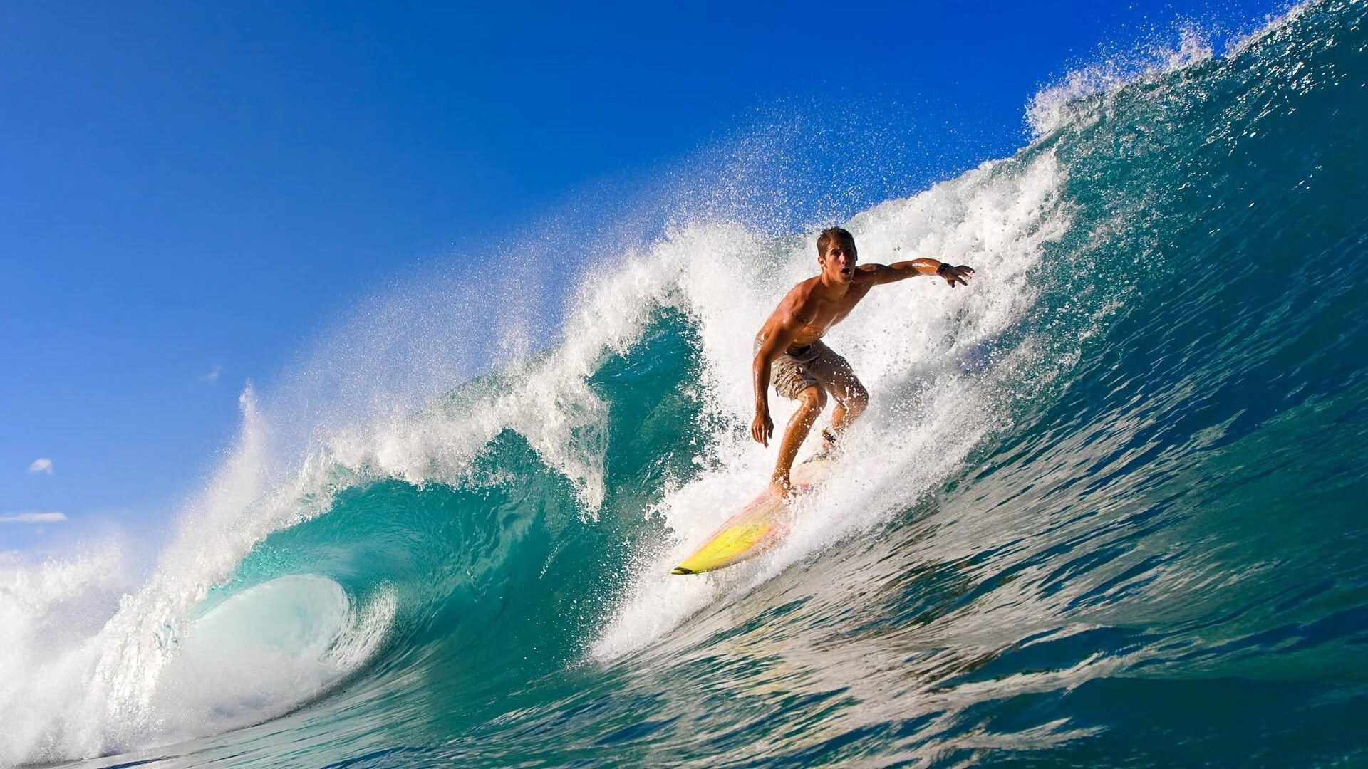 法甲激烈对抗：攻势不断，精彩纷呈，法甲对抗强吗